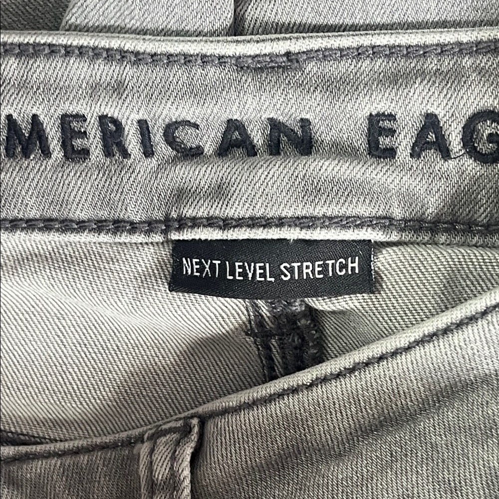 American Eagle Outfitters Women's Light Gray Skinny Jeans - Picture 5 of 7